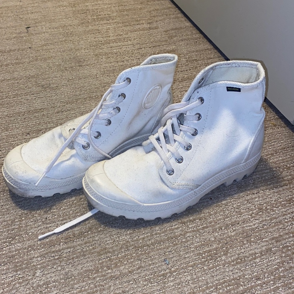 Palladium white boots